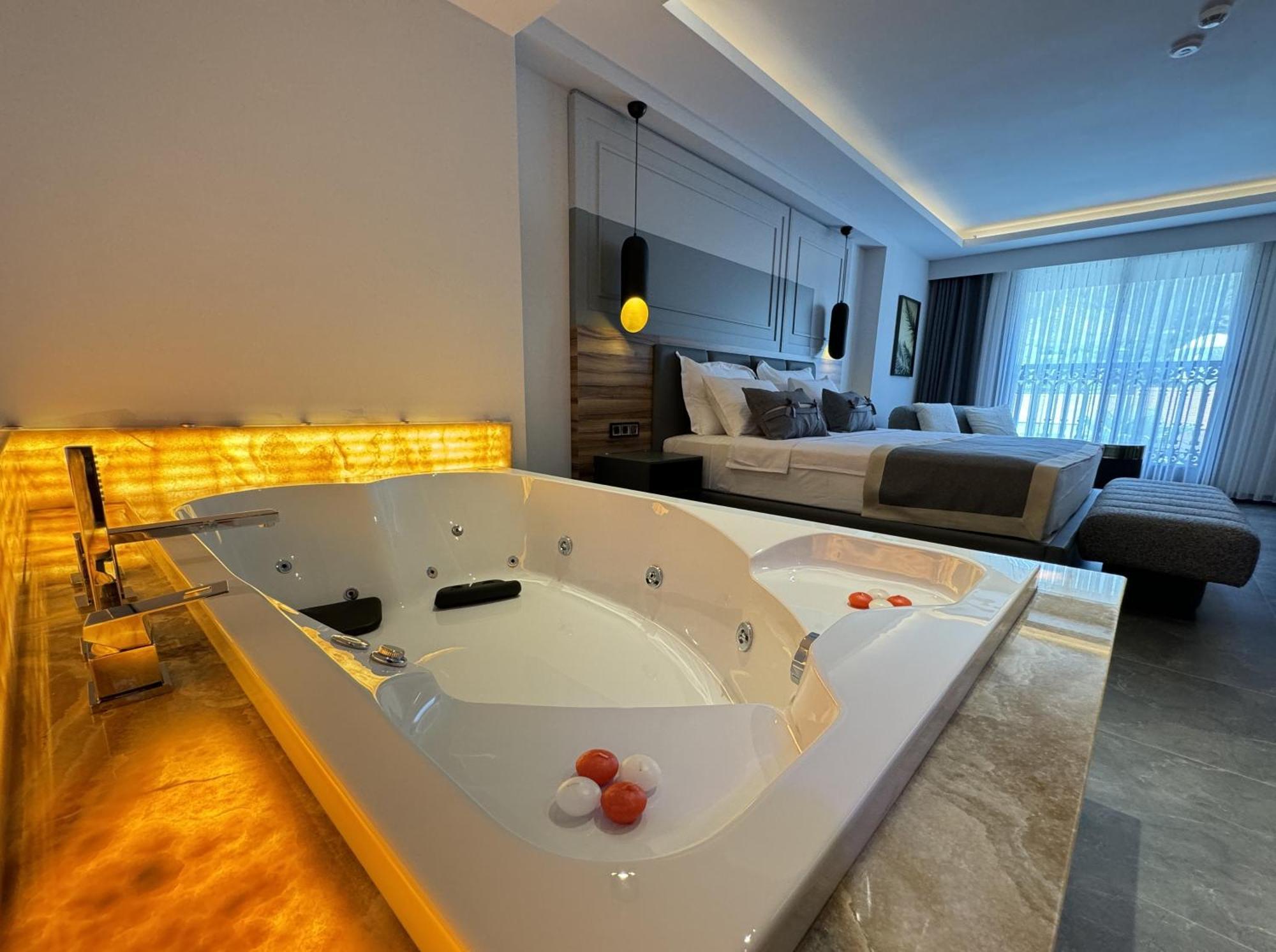 Telmessos City Hotel- Adults Only Fethiye Kültér fotó